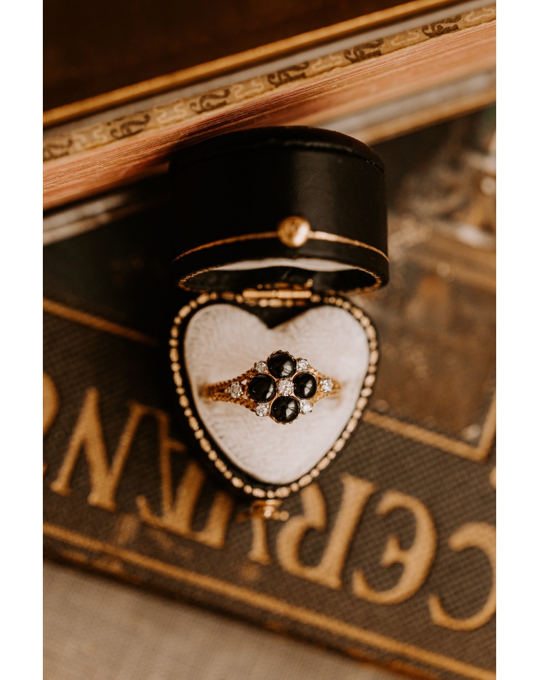 Anillo cabujón Ónix