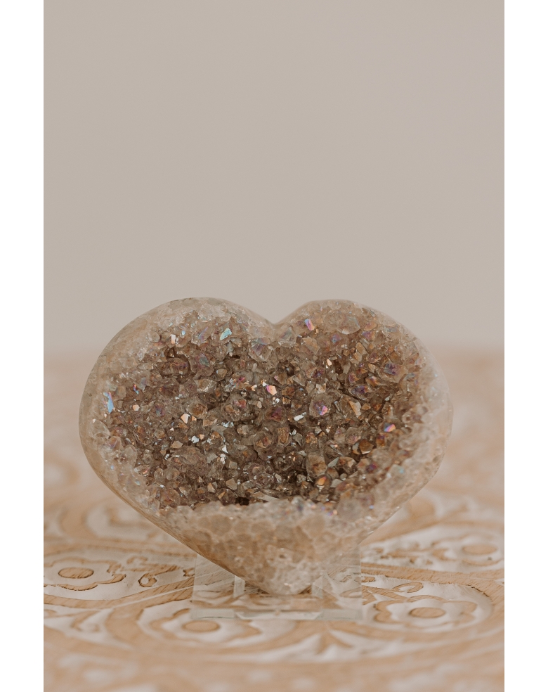 Agate Heart with Aura druse...