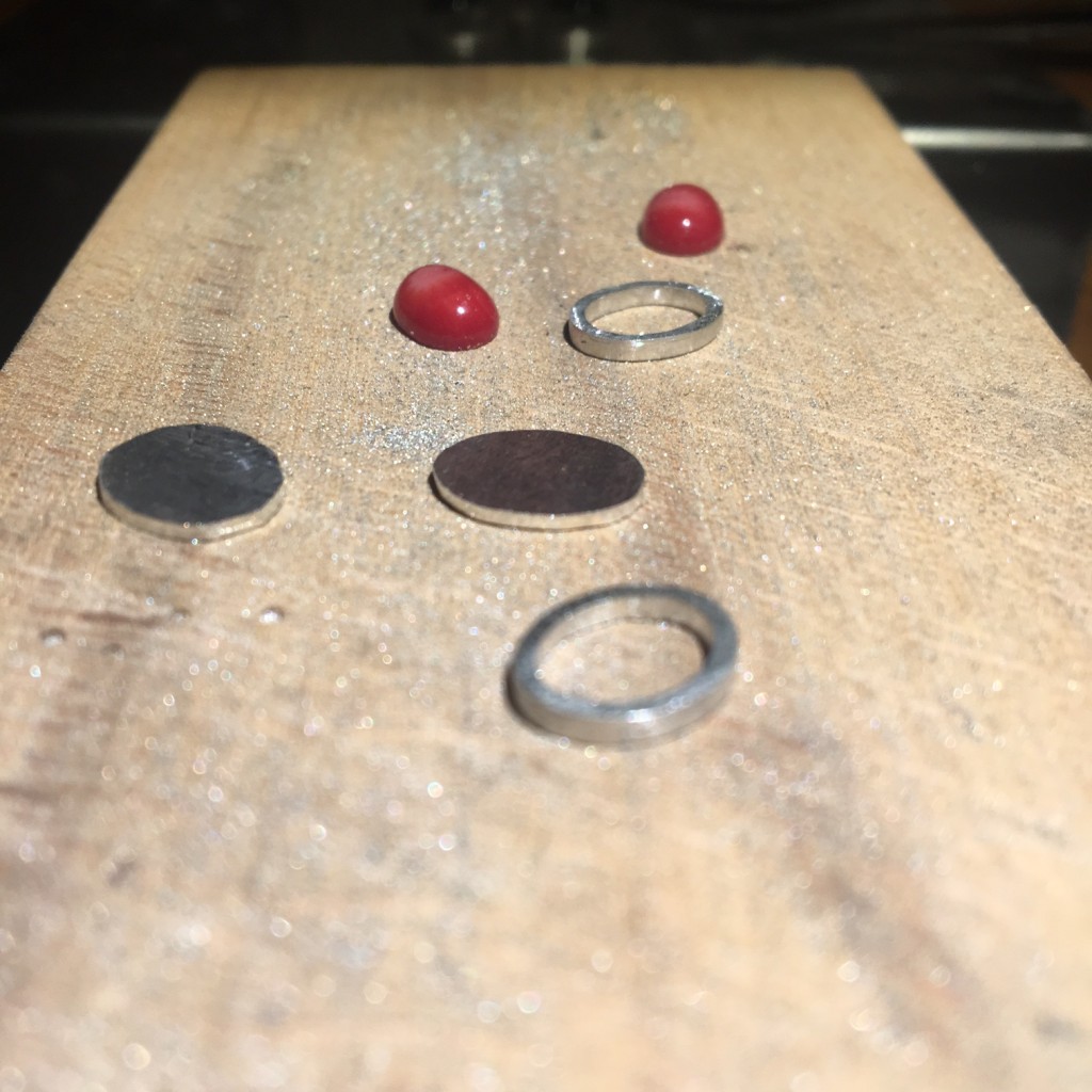 Metal cortado en todas las formas que necesitamos