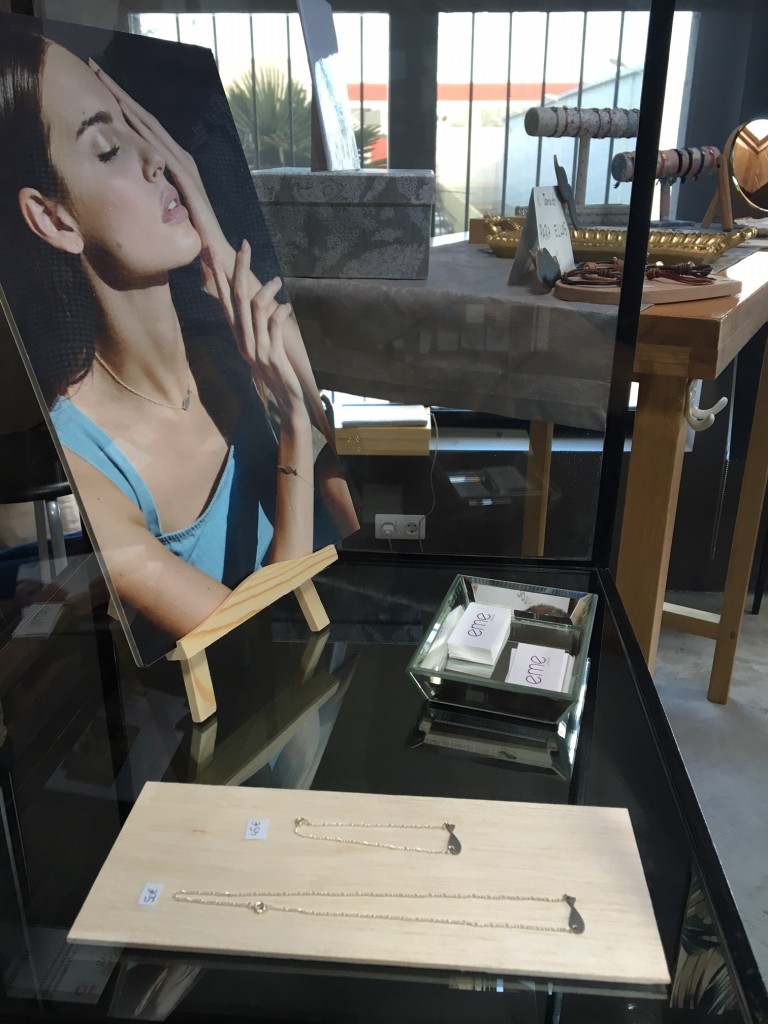 Detalles de la exposición de eme